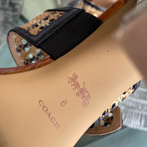 Coach Robin Sandal - Picture 6 of 6